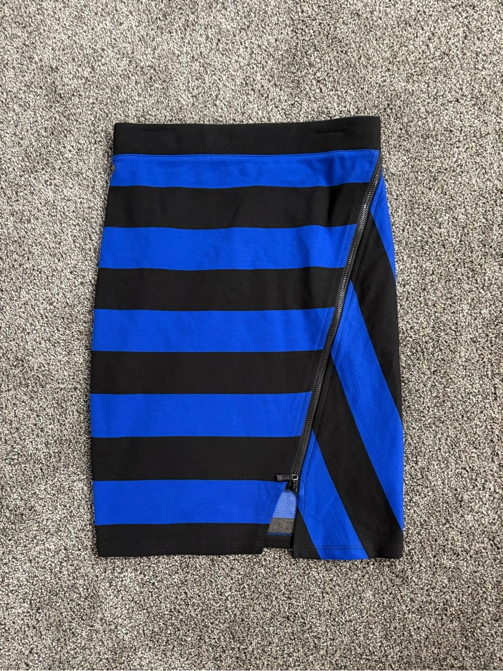 Guess Black and Blue Striped Pencil Skirt with Side Zip
